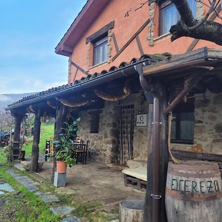 Casas Rurales El Cerro Y El Cerezo Navaconcejo Esterno foto