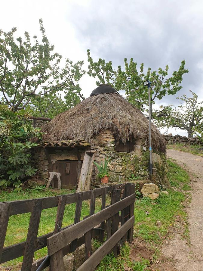 Casas Rurales El Cerro Y El Cerezo Navaconcejo Esterno foto