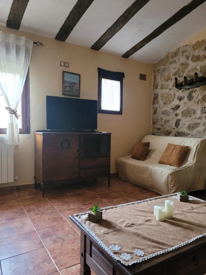 Casas Rurales El Cerro Y El Cerezo Navaconcejo Esterno foto